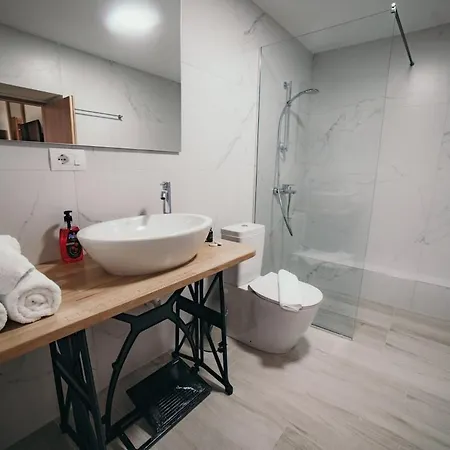A Rustic Private With 1 Bedroom In Center Apartment Sarande